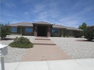 16082 Wato Rd, Apple Valley, CA 92307