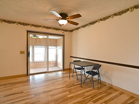 5th image of 457 Avon Ct