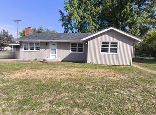 101 S Glenview Dr, Carbondale, IL 62901