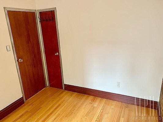 5th image of 1095 2nd Ave #3NR