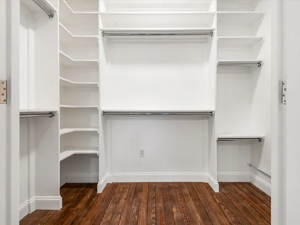 59-32 Grove Street image 9 of 23