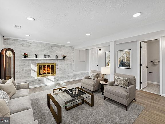 2nd image of 3302 Bellflower Ct