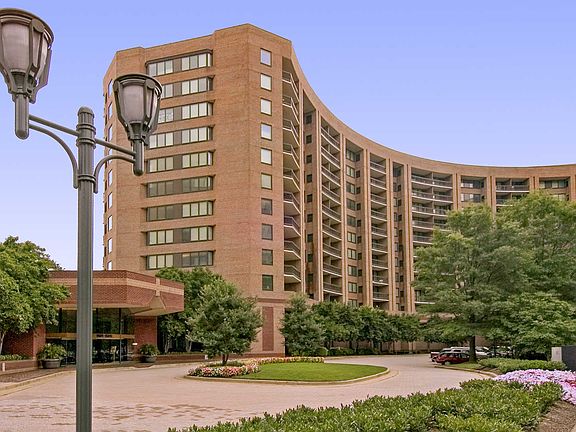 Water Park Towers Apartments
