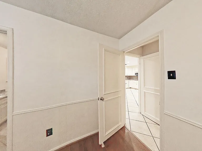 7618 Meadowhaven Dr — Photo 25