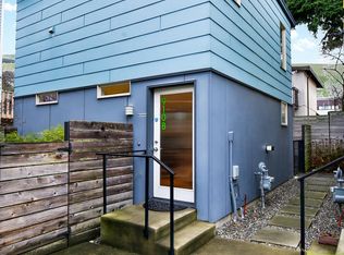 910 NW 51st St #B, Seattle, WA 98107
