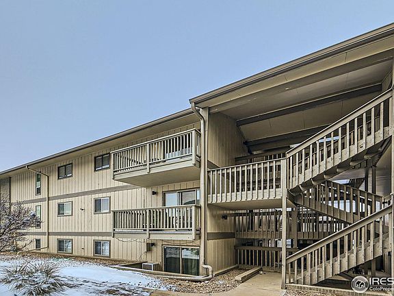 3rd image of 625 Manhattan Pl #308