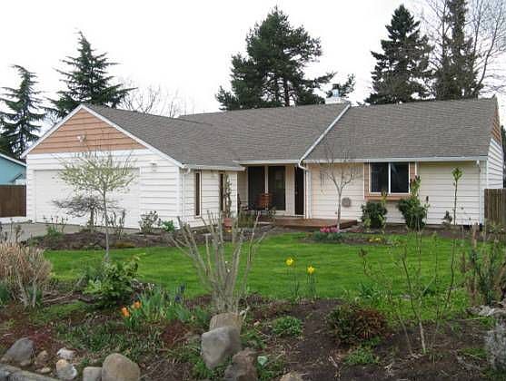1st image of 14702 NE 37th St