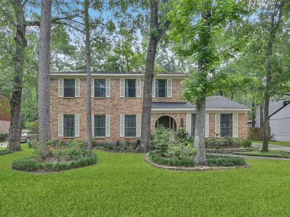 14 E Wandering Oak Dr, Spring, TX 77381
