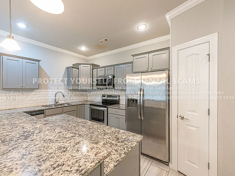 4456 W Wales Dr — Photo 5