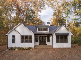 428 Licklog Rd, Ellijay, GA 30536