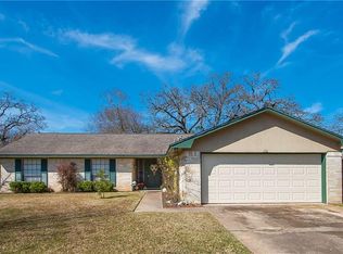 1109 Hawk Tree Dr, College Station, TX 77845