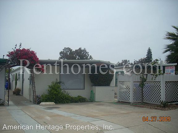 2nd image of 5034 W Point Loma Blvd