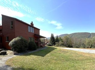 10 Summit Rdg BUILDING M, North Creek, NY 12853