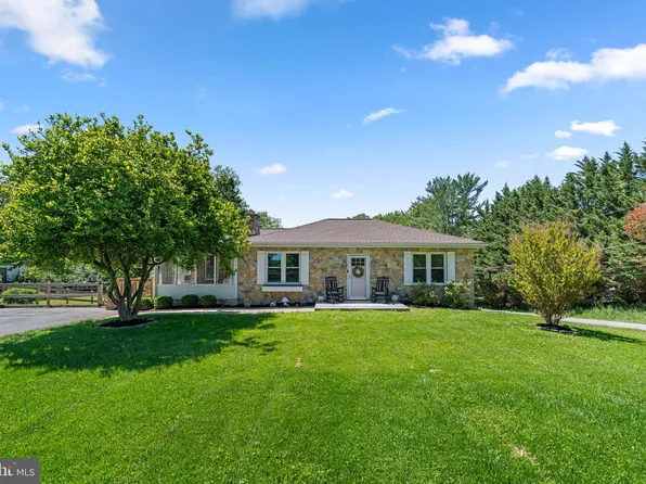 7546 Woodbine Rd, Woodbine, MD 21797