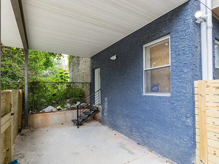 1715 W Jefferson St #1 — Photo 5