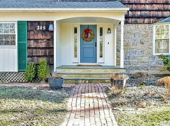 2nd image of 385 Hope Ln