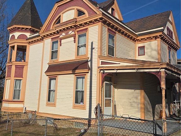 5th image of 1425 Brownsville Rd