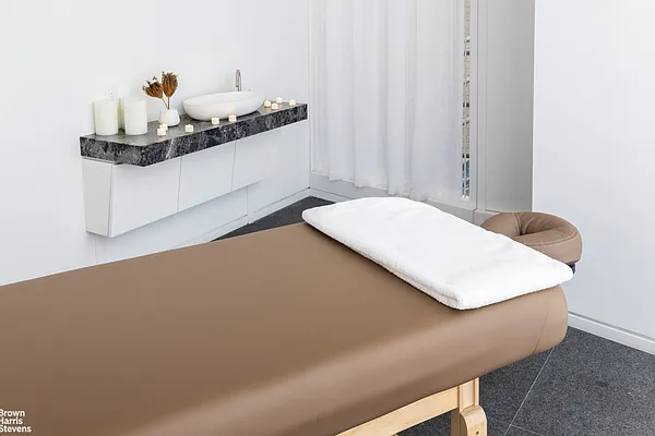 Rented by Brown Harris Stevens | media 38