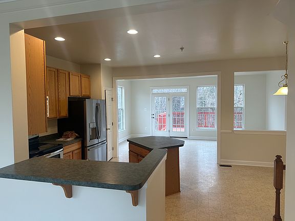 3rd image of 12597 Atlanta Ct