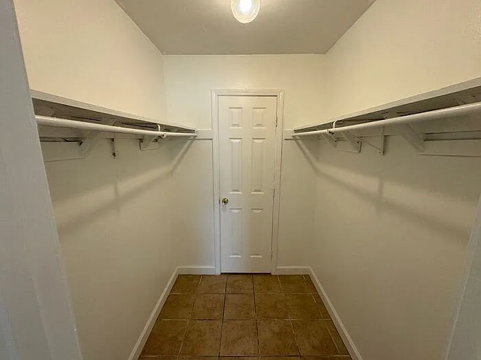 1600 Green Briar Pkwy #A — Photo 13