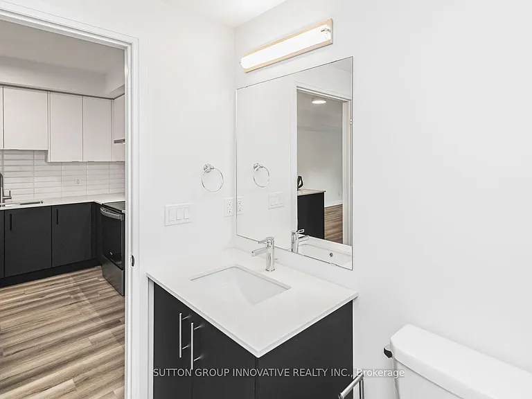 153 Wilson St W #105 — Photo 34