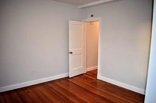 316 Belgrade Ave — Photo 4