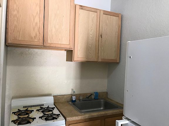 3rd image of 1820 W Paisano Dr APT 4