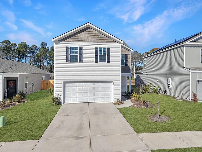 298 Watersglen Dr — Photo 3