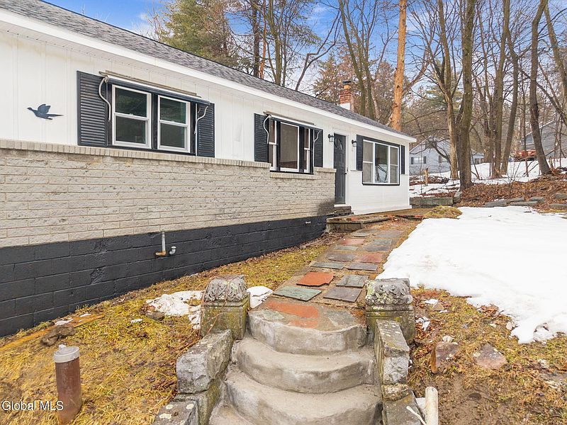 3rd image of 23 Brickyard Road