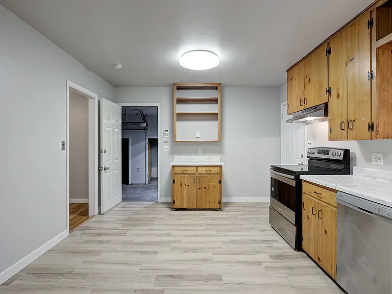 1641 Marian Dr — Photo 12