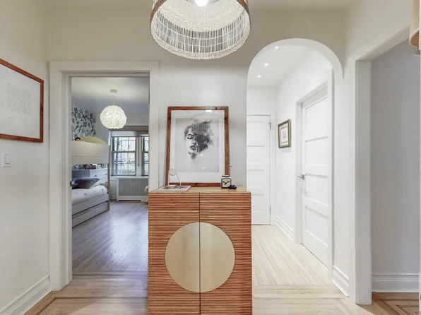 150 Burns Street image 6 of 27