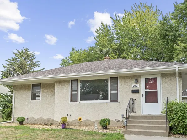 238 Macarthur St W, South Saint Paul, MN 55075