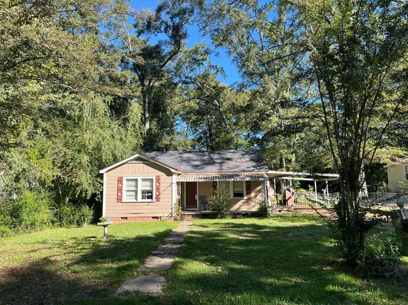 311 E College St, Louisville, MS 39339