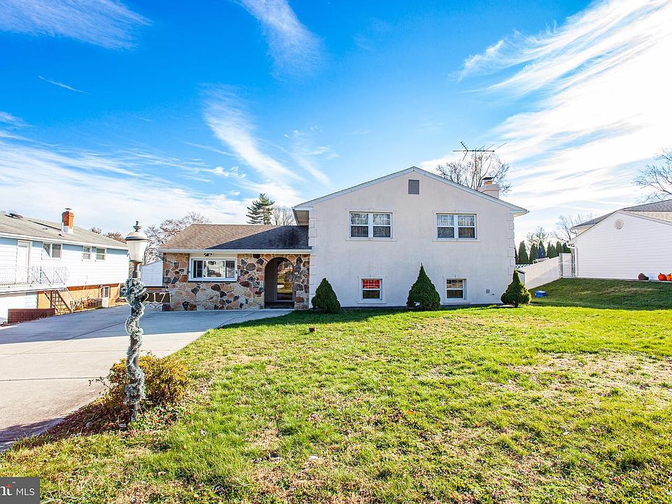 1st image of 217 Foulke Ln