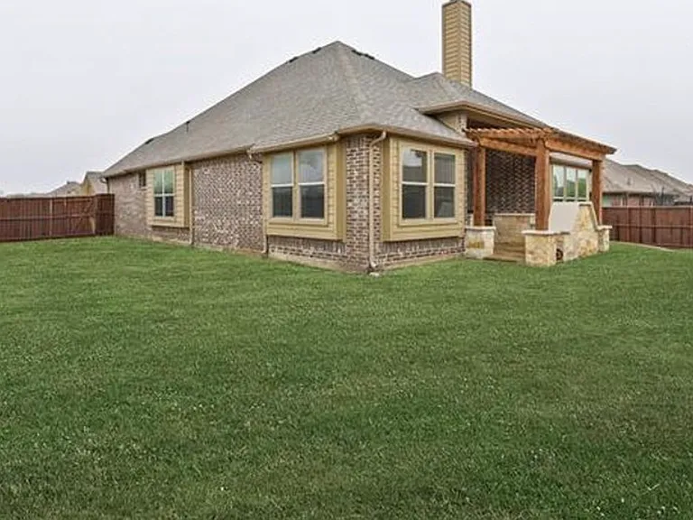 1120 Haskell Dr — Photo 11