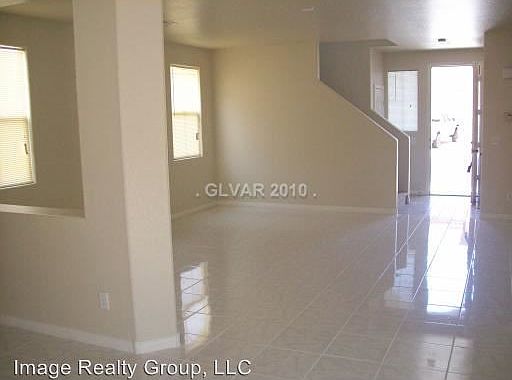 3rd image of 7267 Mineral Park Ave