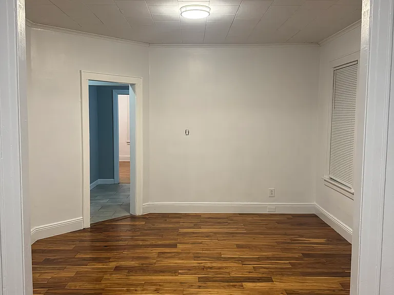 70-46 66th Pl — Photo 11