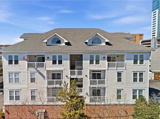 2900 Brighton Beach Pl APT 201, Virginia Beach, VA 23451