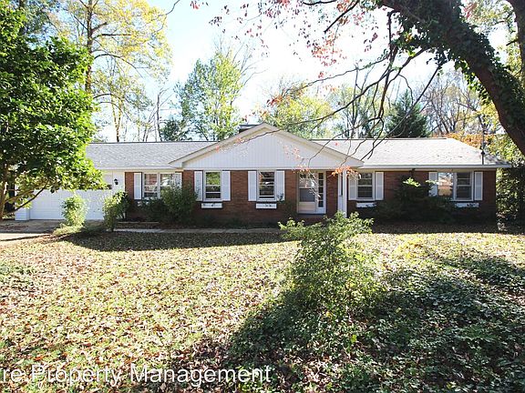 2nd image of 2113 Southview Dr