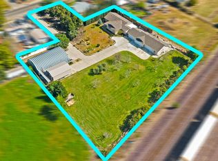 413 East St, Modesto, CA 95357