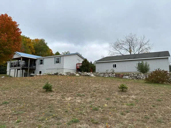 7185 Butler Rd SW, South Boardman, MI 49680