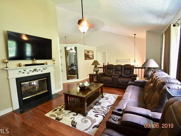 4th image of 5025 Forest View Trl