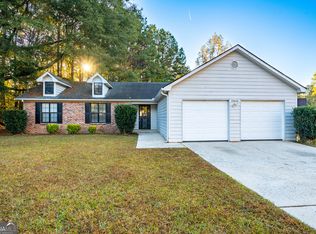 10448 Tara Pointe Dr, Jonesboro, GA 30238