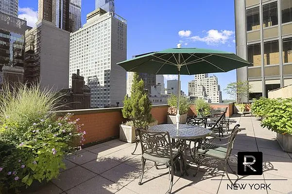 Rented by R New York | media 37