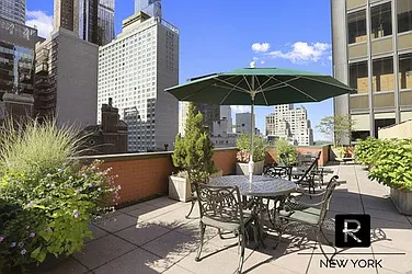 Rented by R New York