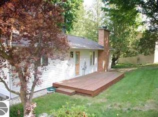 11550 SW Torch Lake Dr, Rapid City, MI 49676
