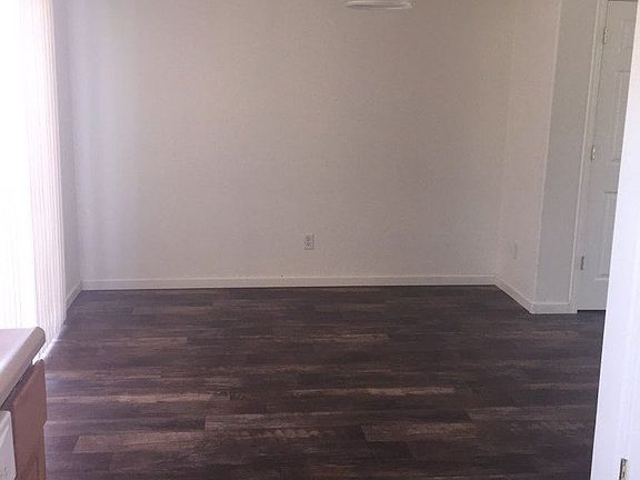 4th image of 665 Starlite Dr Unit B