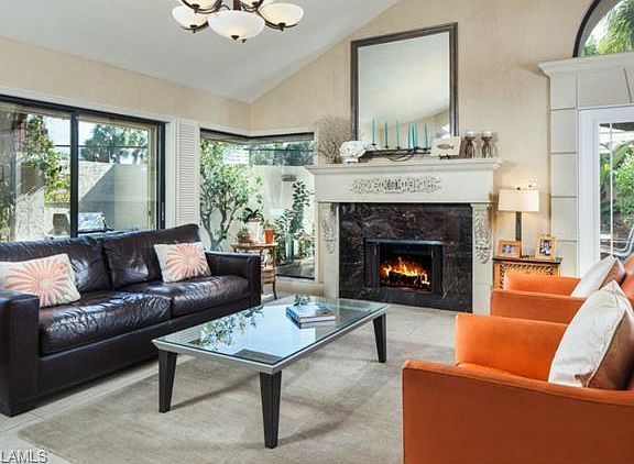 5th image of 508 Bay Villas Ln