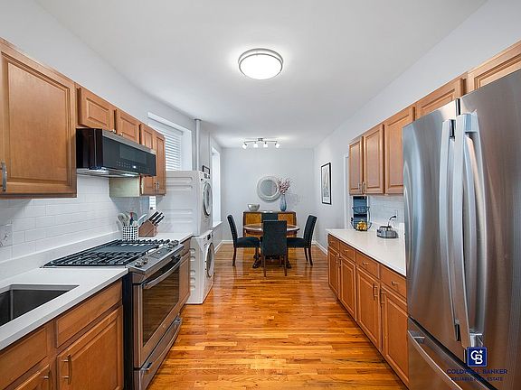 4th image of 241 W 111th St APT 21