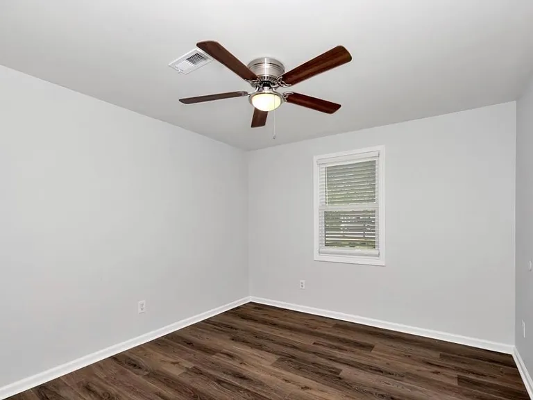 3908 W Oak Way SW — Photo 6